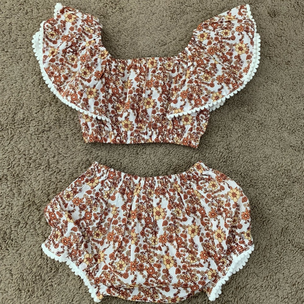 Kate Quinn Flutter 2 pc organic cotton size 6-12 months